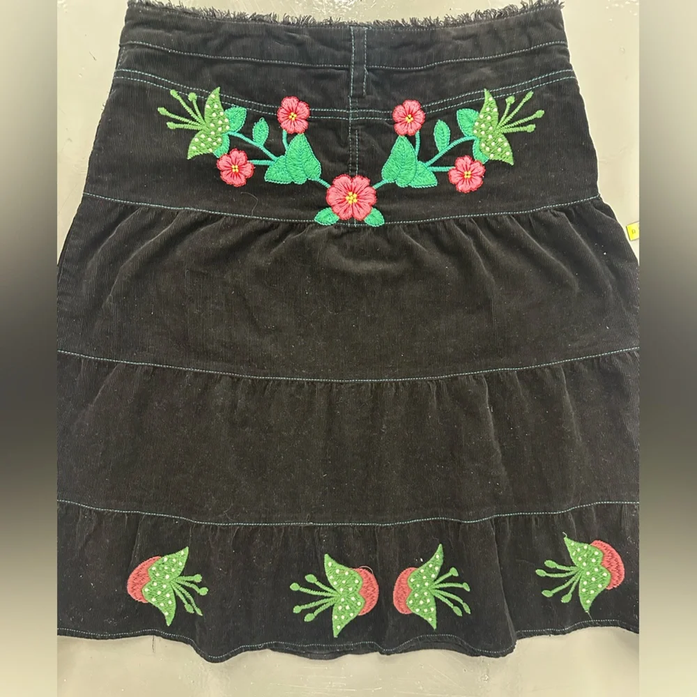 Miss Me Black Embroidered Corduroy Skirt with Floral & Bird Motifs - Picture 8 of 10